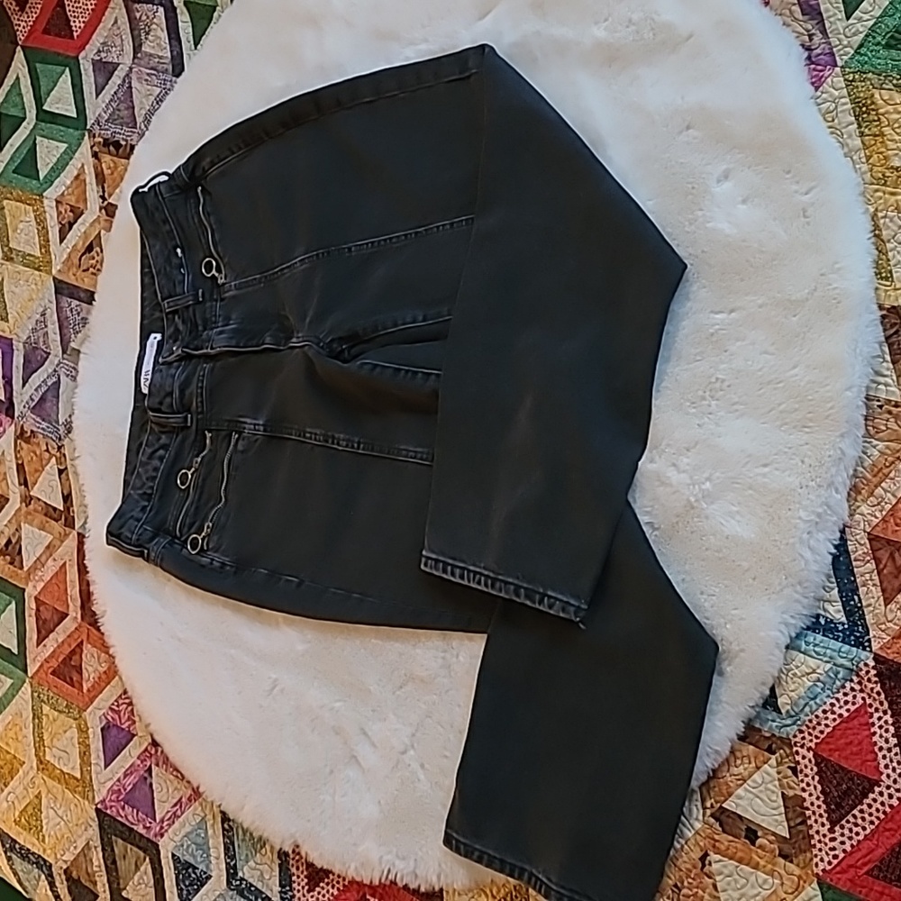 Zara Faded Black High Waisted Relaxed 90's Style Denim Mom Jeans Size 10